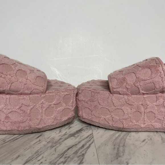Coach Noelle Light Pink Signature Terry Platform Sandal 9B - Picture 6 of 16